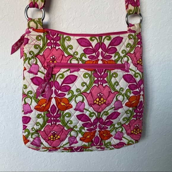 Vera‎ Bradley Hipster Crossbody in Lilli Bell/ Easter Tulips - Picture 2 of 7